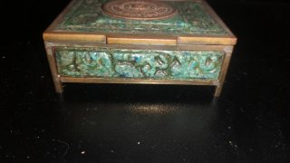 Scatola ottone e mosaico pietre dure messicana