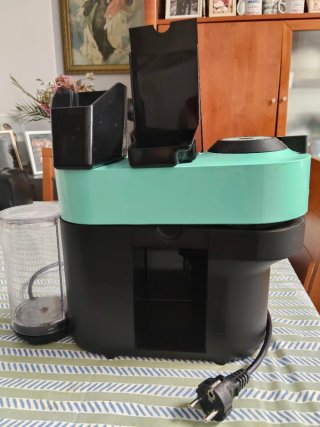 Cafetera Nespresso Poco Usada