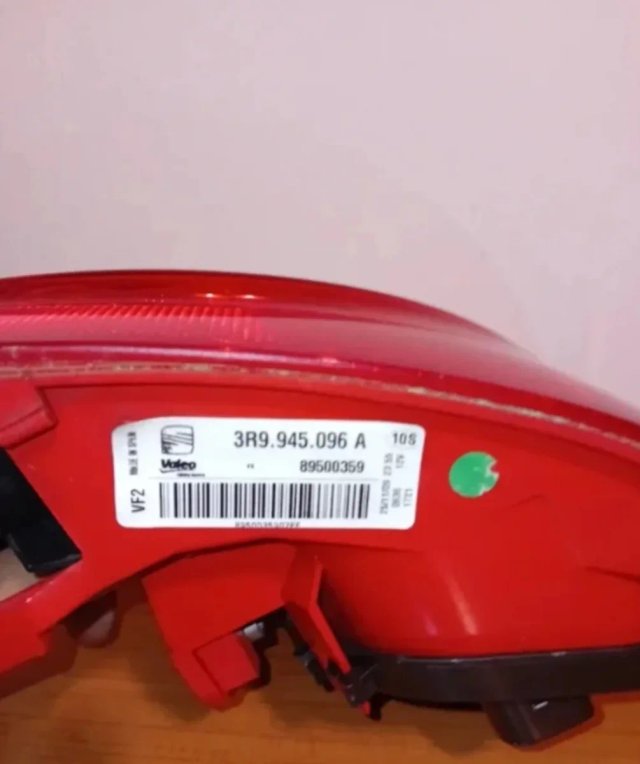 Piloto trasero derecho Seat Exeo Familiar