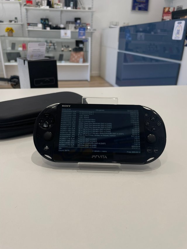 Consola Sony PS Vita Negra