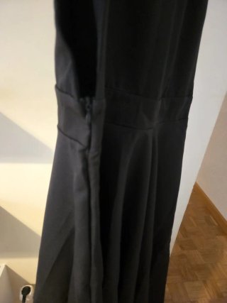 Vestido largo negro con lazo