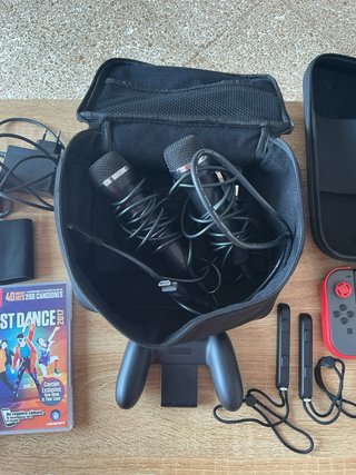Nintendo Switch Roja y Gris + Accesorios