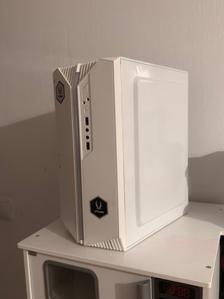 Mini Torre PC Zotac Gaming Blanca