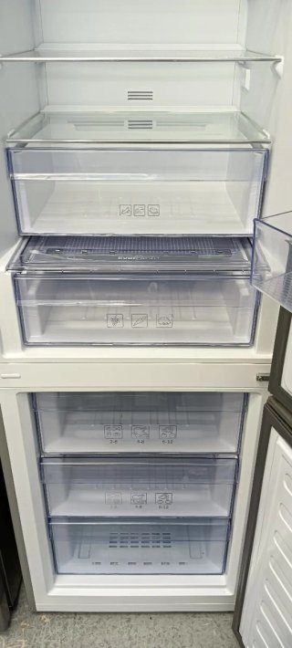NEVERA COMBI BEKO NO FROST ENERGÍA A+
