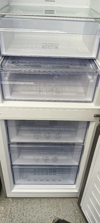 NEVERA COMBI BEKO NO FROST ENERGÍA A+