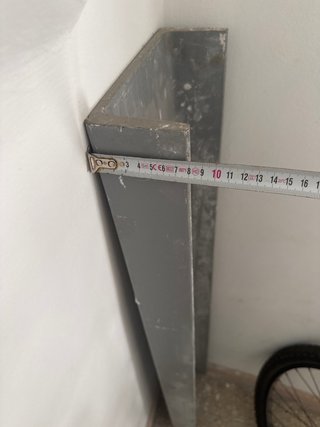 Perfil metálico U 220