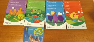 Libros de texto de 3° de primaria en gallego Santi