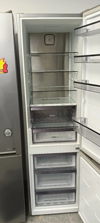 NEVERA COMBI WHIRLPOOL NO FROST ENERGÍA+