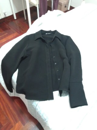 Camisa negra elegante