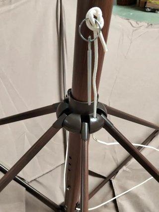Parasol de aluminio imitación madera con toldo 3m