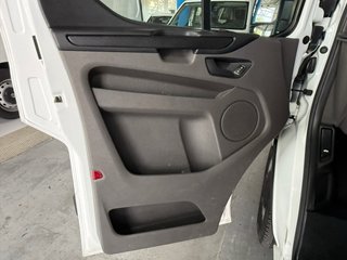 FORD TRANSIT CUSTOM 2.0 Tdci Ambiente Combi 9 plz.