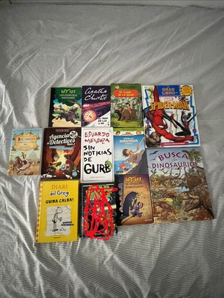 LOTE DE LIBROS JUVENILES Y CÓMICS - 5€/unidad