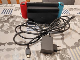 Nintendo Switch OLED + Mando Pro