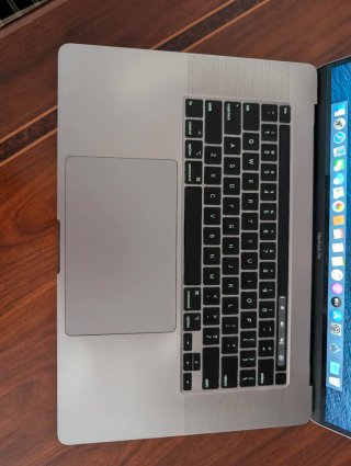 MacBook Pro 16