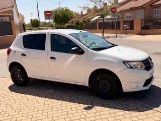 Dacia Sandero 2013