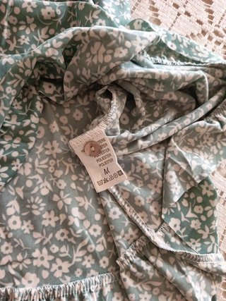 Vestido verde con flores TML