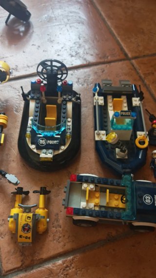 Lego City Set Veicoli e Personaggi