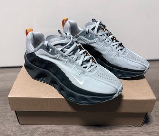 NIKE AVA ROVER WOLF GREY