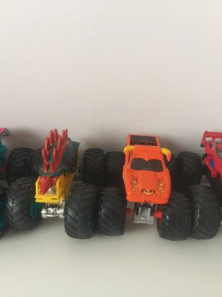 Camiones Monster Hot Wheels