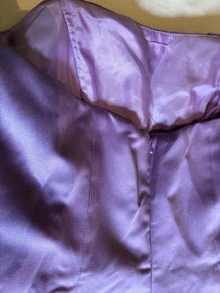 Vestido largo morado para dama de honor