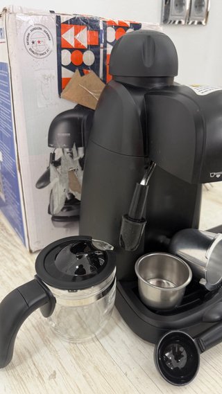 Cafetera Espresso SEVERIN Negra 4 Tazas