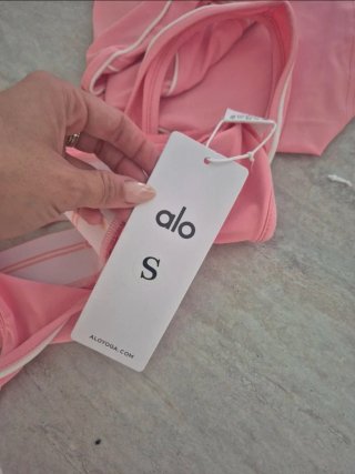 Conjunto deportivo mujer rosa