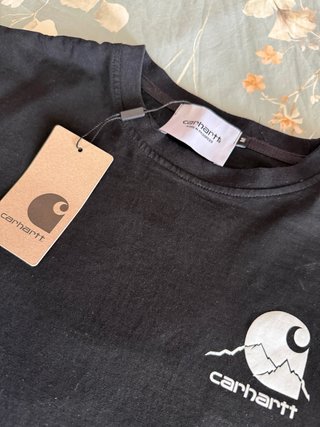 Camiseta Carhartt Talla M Negra. NUEVA