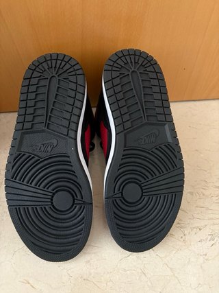 Jordan Access Talla 36 Negro/Rojo
