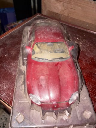 Coche de juguete 1/17