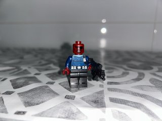 Lego Marvel Figura Nick Fury.