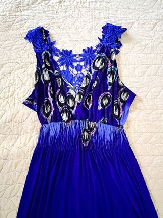 Vestido largo estampado azul eléctrico