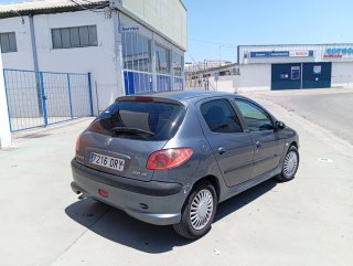 Peugeot 206 2006