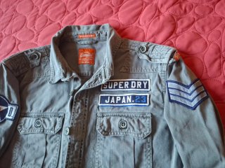 Cazadora militar Superdry verde