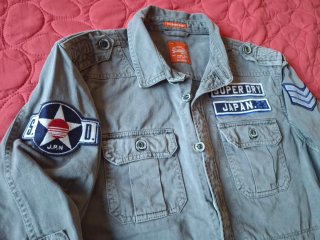Cazadora militar Superdry verde