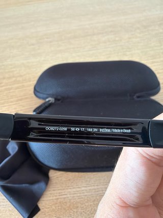 Gafas de sol Oakley Catalyst Negras Rojas