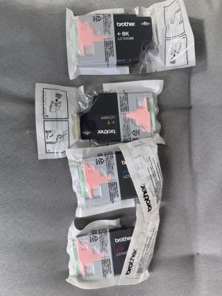 Cartuchos de tinta Brother LC1240 (BK, Y, M)