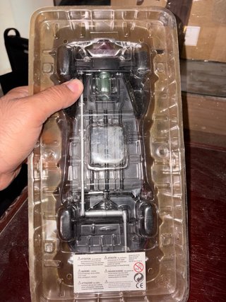Coche a escala 1:17