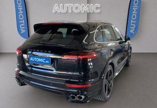 Porsche Cayenne GTS