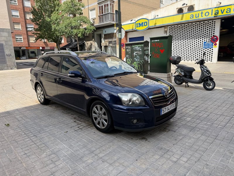 Toyota Avensis 2007 - foto 1