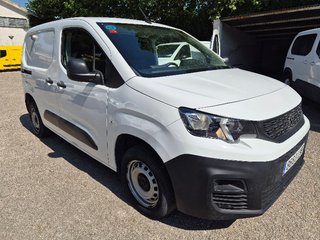 Peugeot Partner 3 Plazas Talla M 75cv