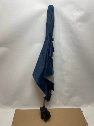 Sombrilla Versa-Brella Ajustable 360° Azul