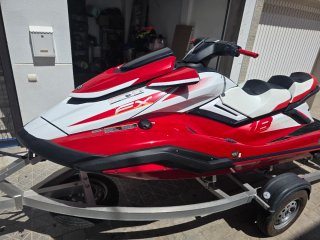 Yamaha FX Cruiser SHO Jet Ski
