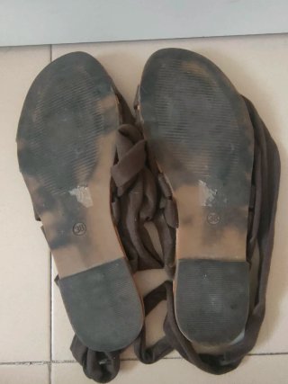 Sandalias Marypaz marrones atadas