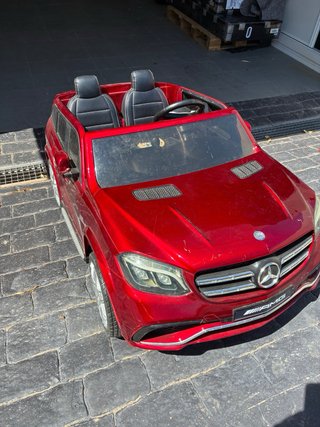 Coche eléctrico infantil Mercedes AMG