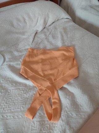 Camiseta naranja sin etiquetas talla única