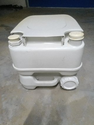 WC Químico Portátil Fiamma