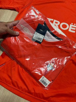 Camiseta Celta Umbro Roja Talla S