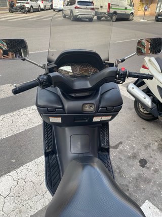 Suzuki Burgman 250cc Negra