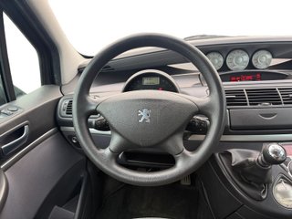 Peugeot 807 2006