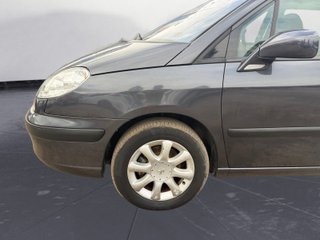Peugeot 807 2006